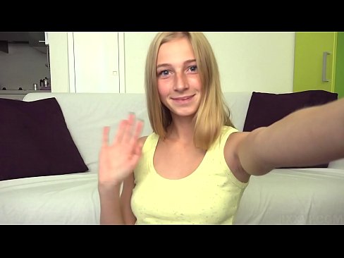 ❤️ Thaum kuv dhuav kuv lazily masturbate kuv liab pussy ☑ Liab porn ntawm hmn.quizfarmature.ru%
